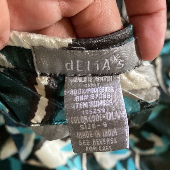 Delia’s Skater Skirt Floral Pattern Size 9.FREE WITH PURCHASE JUST ADD TO BUNDLE - Picture 3 of 4